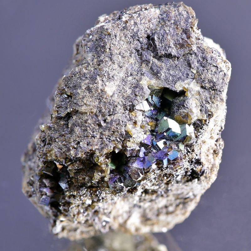 Iridescent Andradite Garnets – “Northern Ligths” Cluster (Landfalltjern, Drammen)